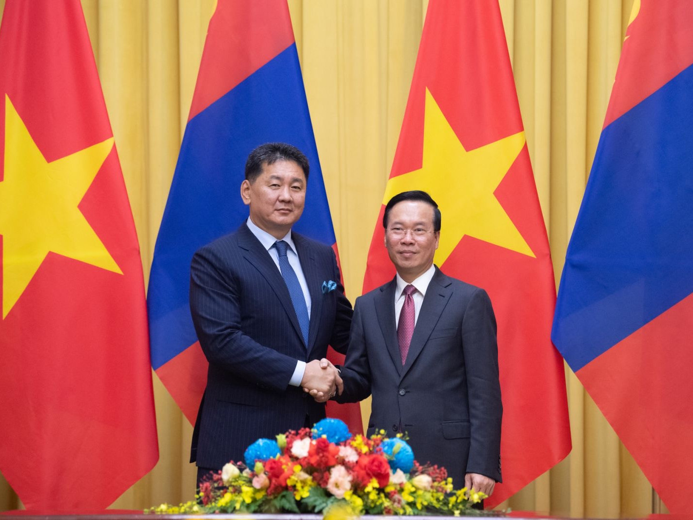 Хамтарсан мэдэгдлийн хүрээнд БНСВУ-ын Ерөнхийлөгч Во Ван Тыөнг-ийг Монгол Улсад төрийн айлчлал хийхийг урьжээ